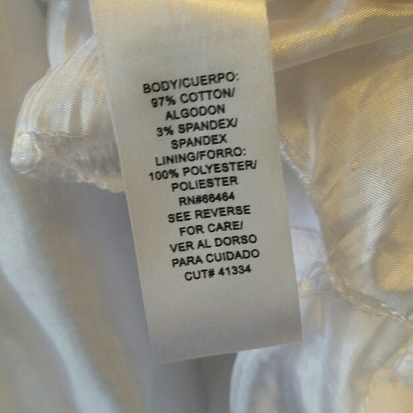 StUdiO I fl0ral  dResS - Picture 5 of 5